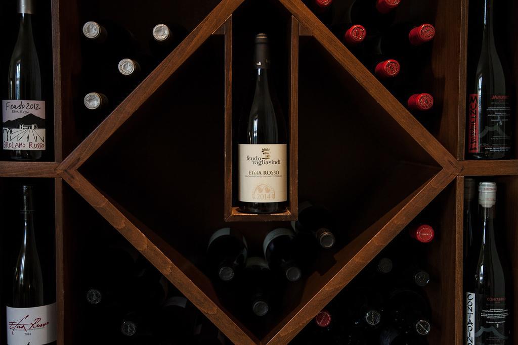 Гостевой дом Feudo Vagliasindi -Wine Experience- Рандаццо Экстерьер фото